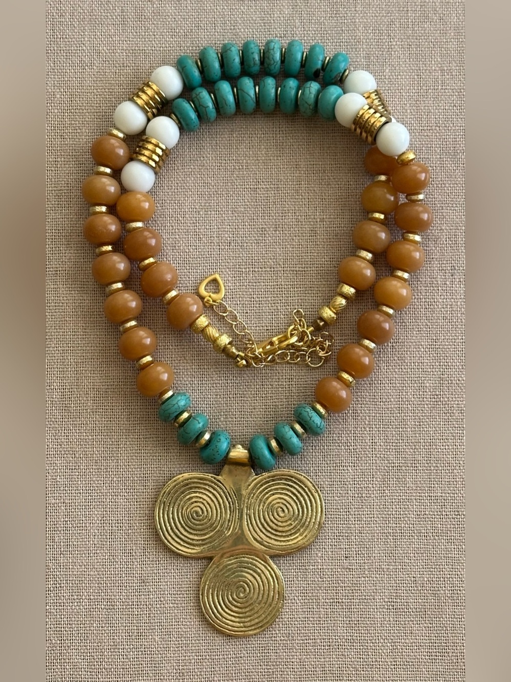 32 inch long Turquoise and Bodhi Root bead necklace NWOT - Picture 4 of 12